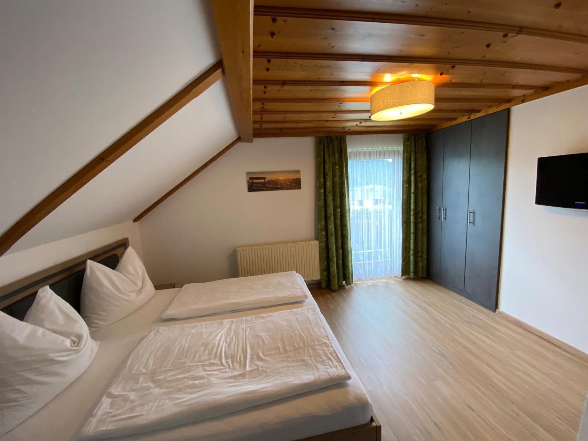 Haus Pfarrkirchner Apartment เมาเทิร์นดอร์ฟ ภายนอก รูปภาพ