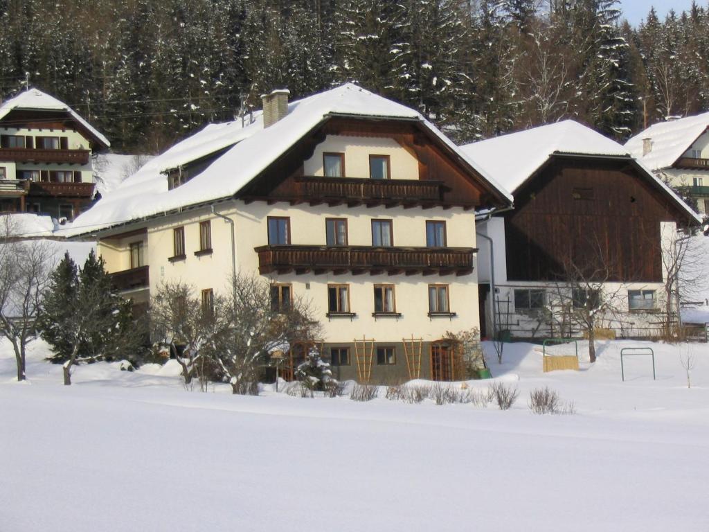 Haus Pfarrkirchner Apartment เมาเทิร์นดอร์ฟ ภายนอก รูปภาพ